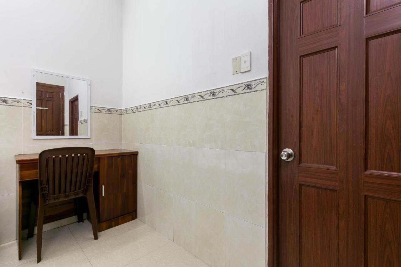 Oyo 372 Vy Ha Hotel Ho Şi Min Dış mekan fotoğraf